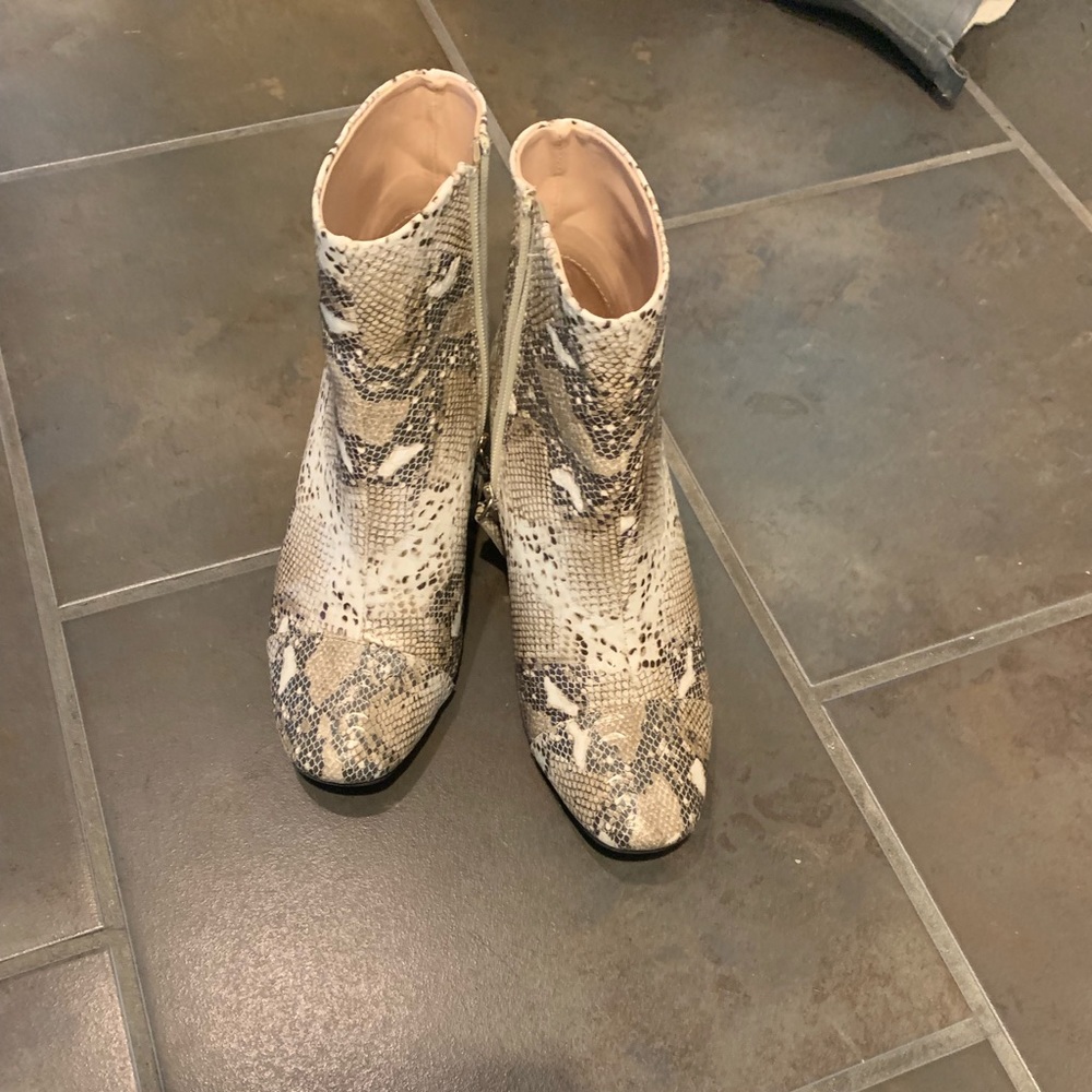 Zara snakeskin boots